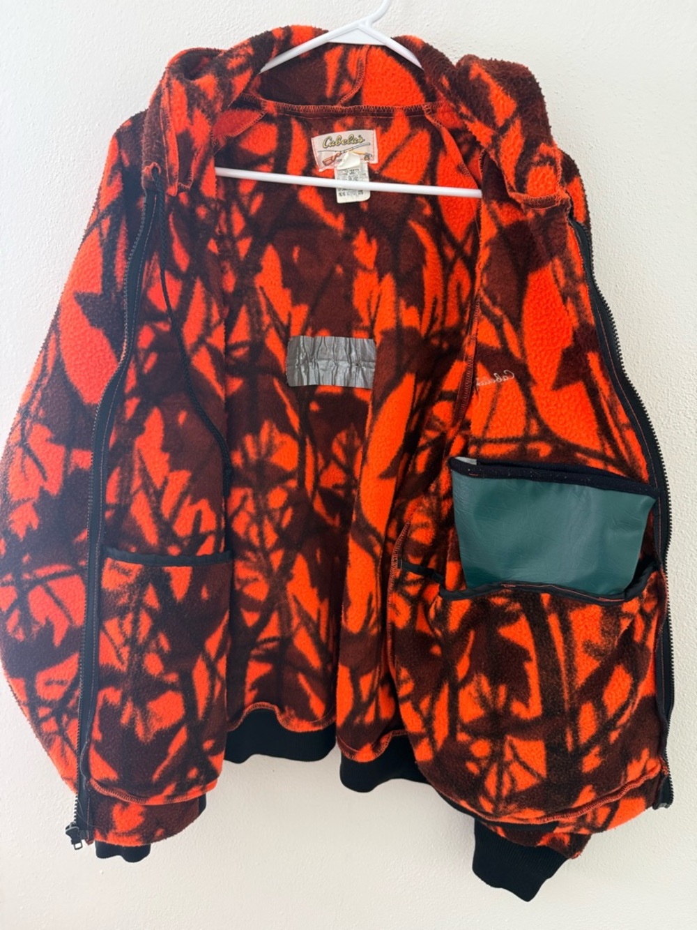 VINTAGE Cabela’s Blaze Orange Camo Fleece Bomber Jacket - Picture 3 of 6